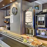 B&B HOTEL Clermont-Ferrand Le Brézet Aéroport