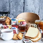 B&B HOTEL Clermont-Ferrand Le Brézet Aéroport