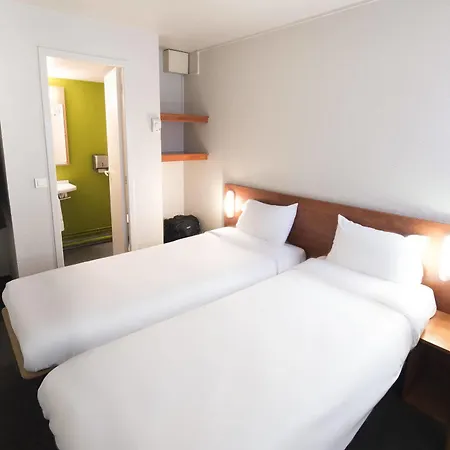 Hotel B&B Hotel Clermont-Ferrand Le Brezet Aeroport Clermont-Ferrand