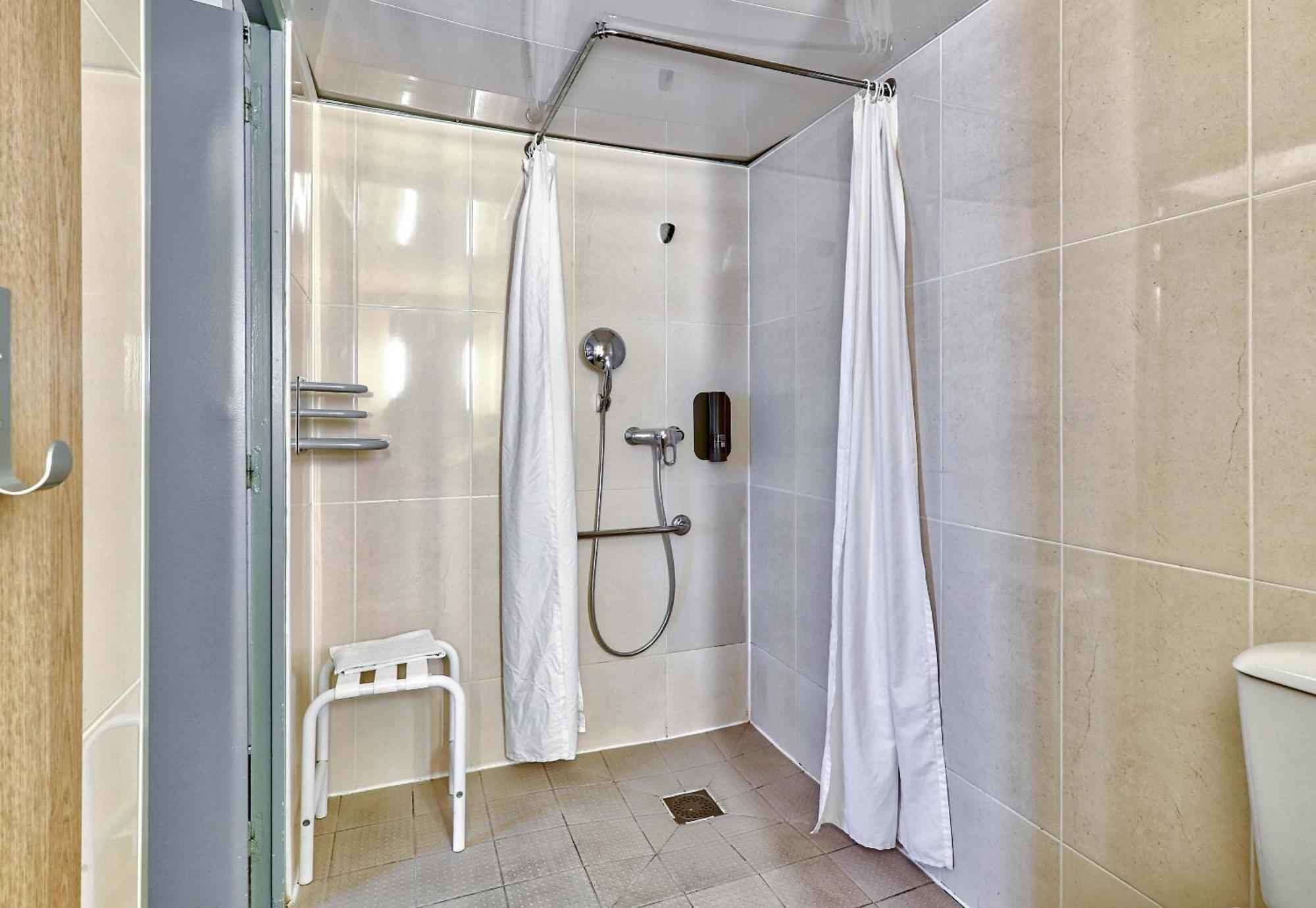 Hotel B&B Hotel Clermont-Ferrand Le Brezet Aeroport Clermont-Ferrand