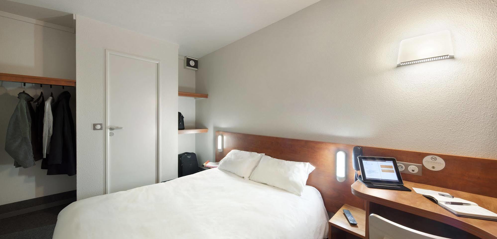 B&B Hotel Clermont-Ferrand Le Brezet Aeroport 2* Clermont-Ferrand